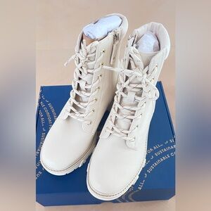 COPY - BRAND NEW DR SCHOLLS COMBAT BOOTS